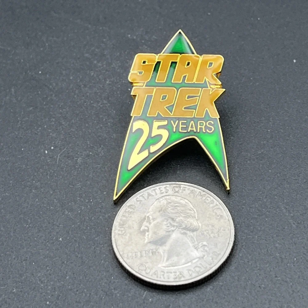 1991 Star Trek 25 Years Lapel Hat Pin‎